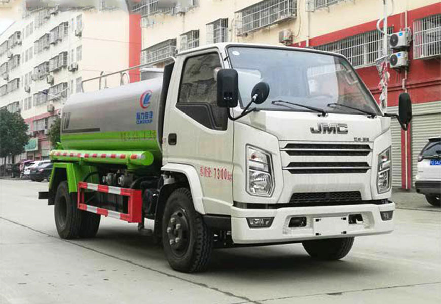 東風(fēng)多利卡灑水車電瓶詳解
