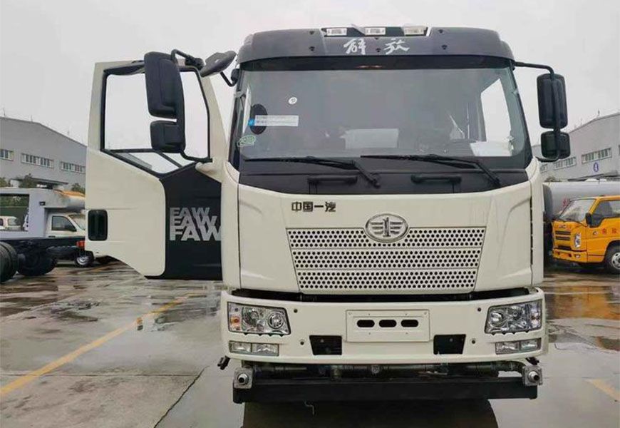 隨州市的灑水車：程力專用汽車

