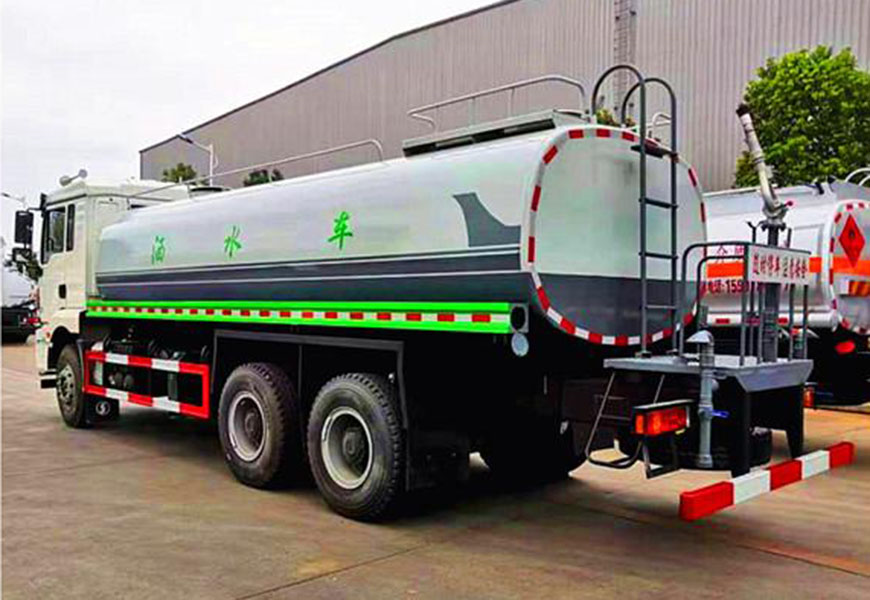 三水白坭：出租灑水車，暢享綠色生活
