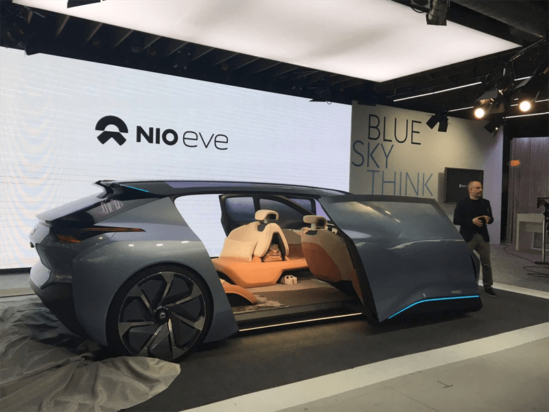 以下是為您找到的有關(guān)“勞斯萊斯無人駕駛概念車”的內(nèi)容：
