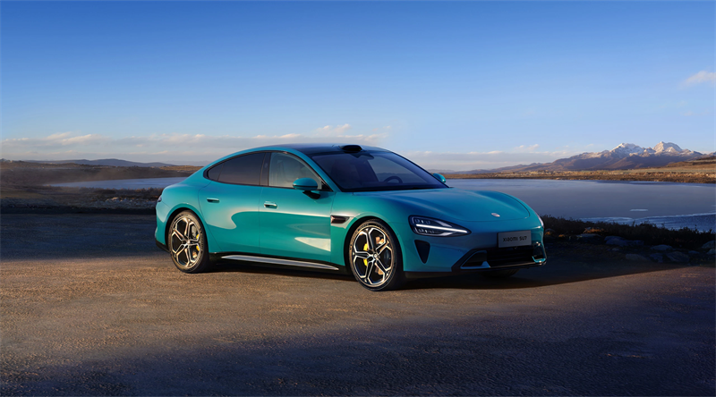 如何在小米SU7純電動(dòng)汽車上燒胎
